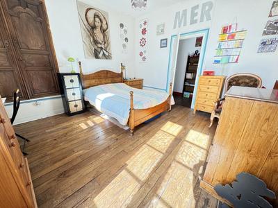 Maison ancienne - 230 m² - 6 pièces