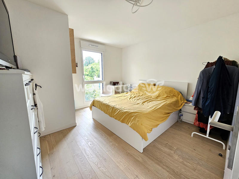 Maison - 97 m² - 5 pièces