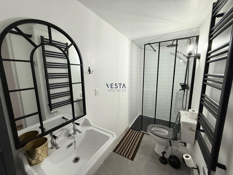 Appartement - 77 m² - 2 pièces