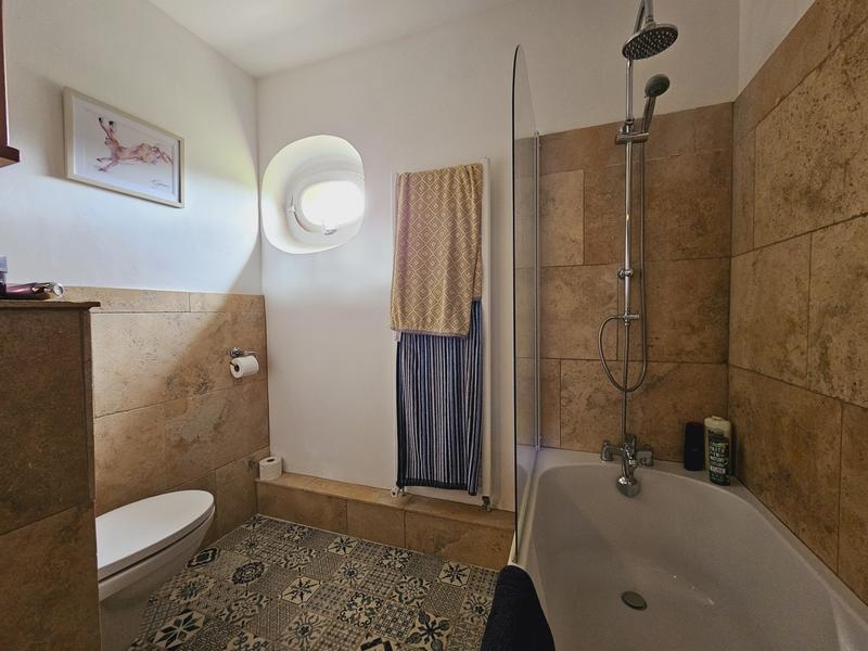 Maison traditionnelle - 287 m² - 9 pièces