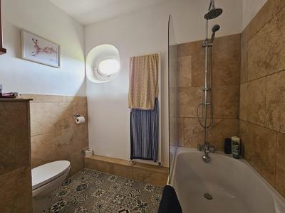 Maison traditionnelle - 287 m² - 9 pièces