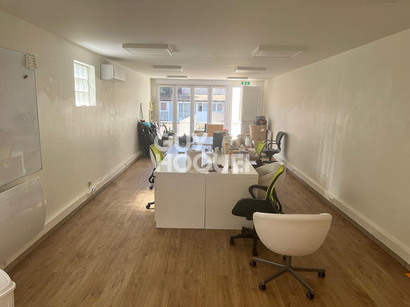 Local commercial - 60 m² - 1 pièce