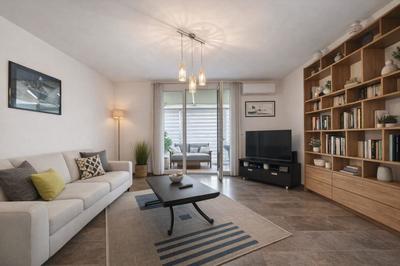 Appartement ancien - 71 m² - 3 pièces