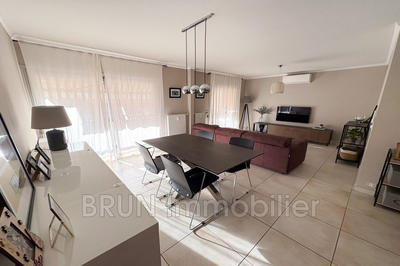 Appartement - 88 m² - 3 pièces