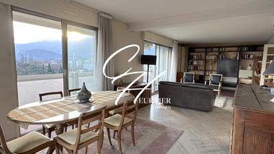 Appartement - 104 m² - 4 pièces