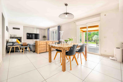 Maison - 133 m² - 5 pièces