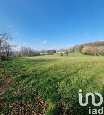 Terrain - 3 700 m²