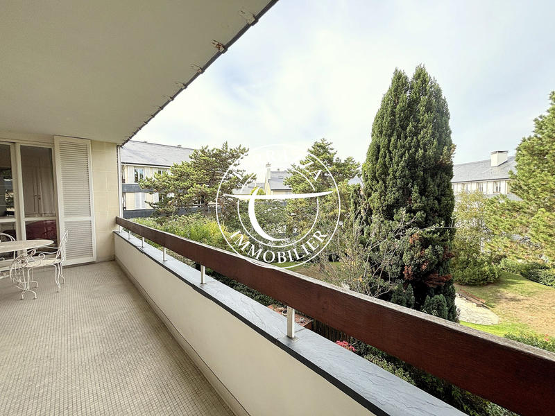 Appartement - 138 m² - 5 pièces