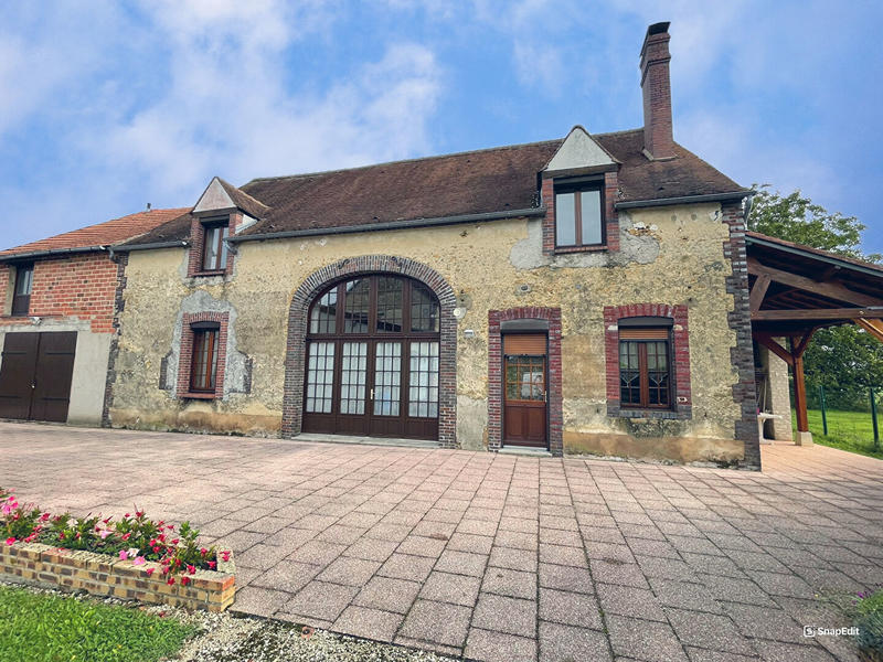 Maison de village - 200 m² - 9 pièces