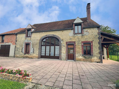 Maison de village - 200 m² - 9 pièces