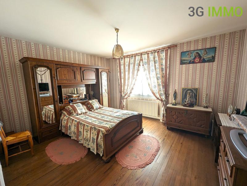 Maison - 140 m² - 5 pièces