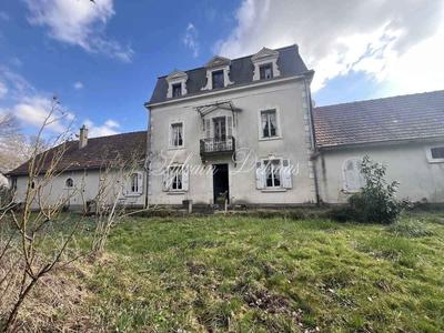 Château - 600 m² - 15 pièces