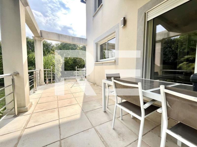 Villa - 130 m² - 5 pièces