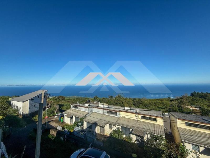 Maison - 208 m² - 9 pièces