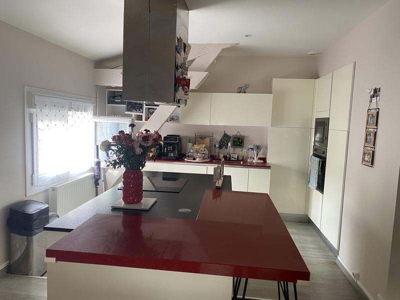 Appartement - 83 m² - 3 pièces