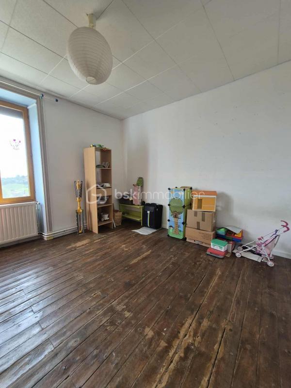 Maison de village - 231 m² - 9 pièces