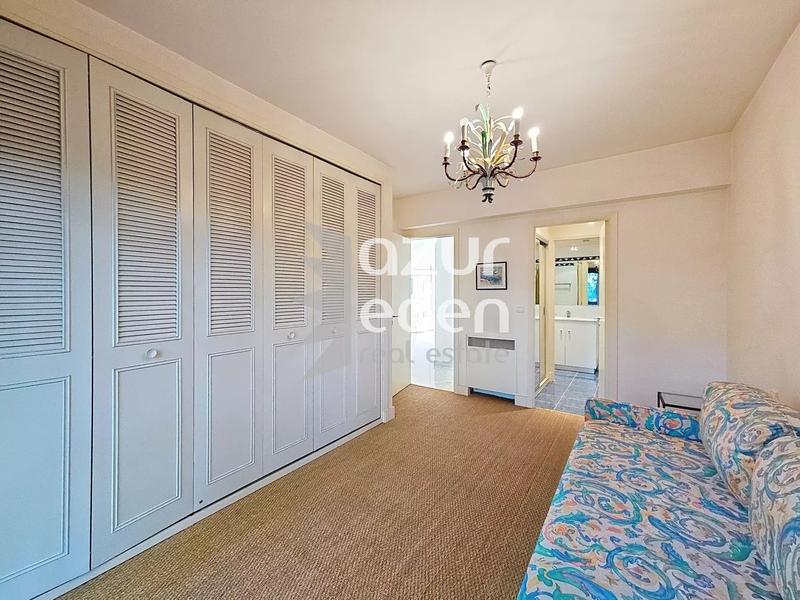 Appartement - 93 m² - 3 pièces