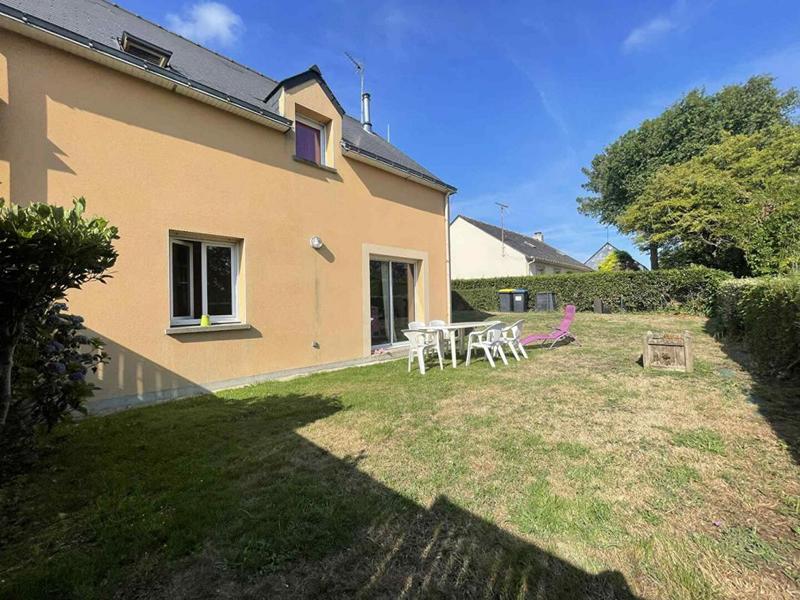 Maison - 94 m² - 5 pièces