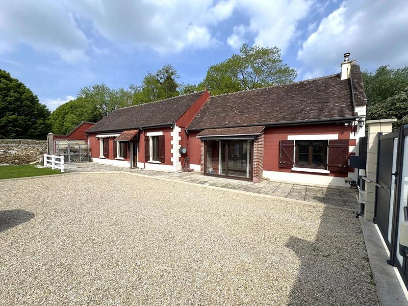 Maison - 93 m² - 5 pièces