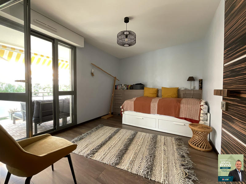 Appartement - 105 m² - 4 pièces