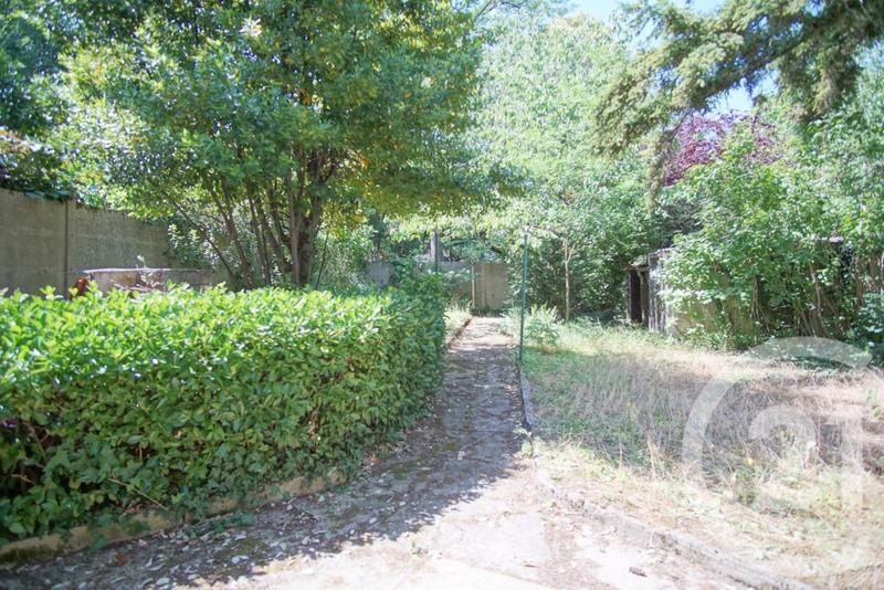 Pavillon - 137 m² - 7 pièces