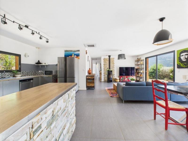 Châlet - 131 m² - 5 pièces