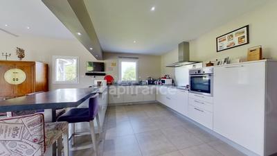 Villa - 195 m² - 6 pièces