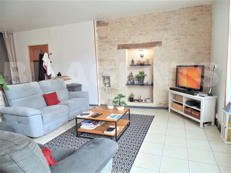 Maison - 240 m² - 6 pièces