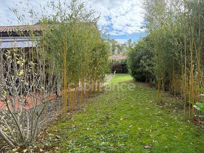 Maison - 102 m² - 4 pièces