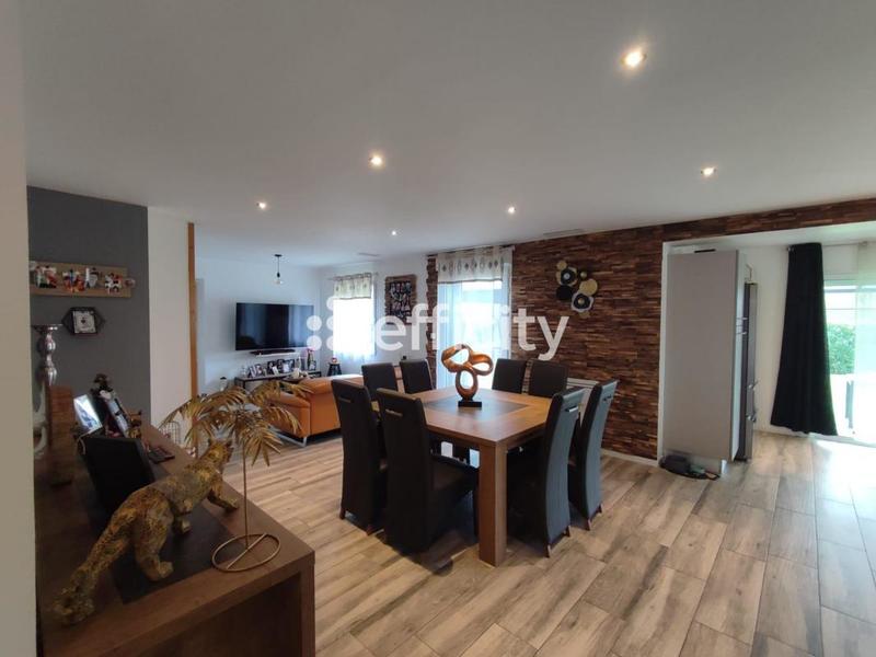 Maison - 146 m² - 7 pièces