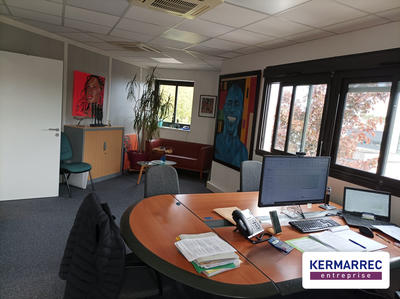 Bureau - 148 m²