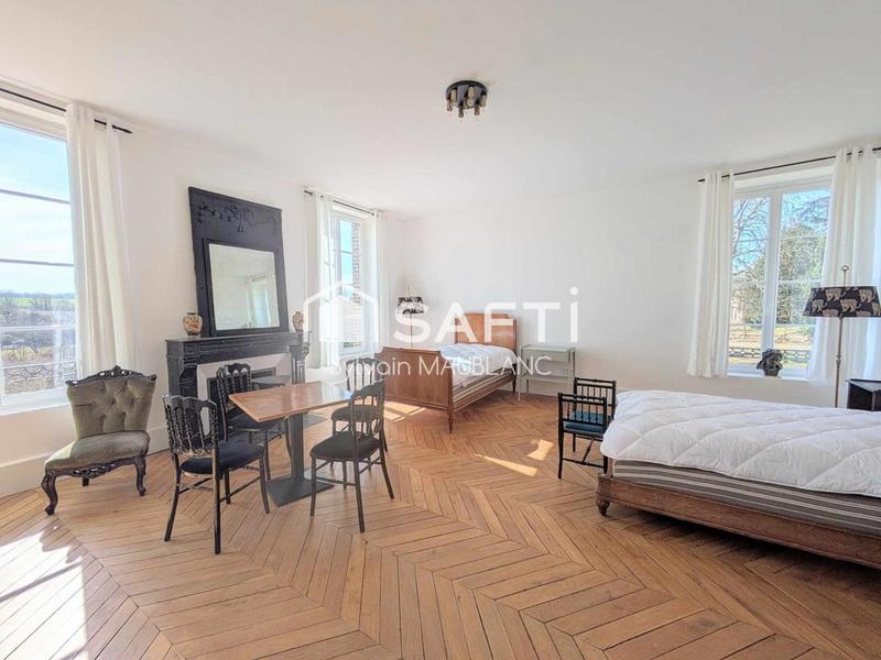 Château - 498 m² - 17 pièces