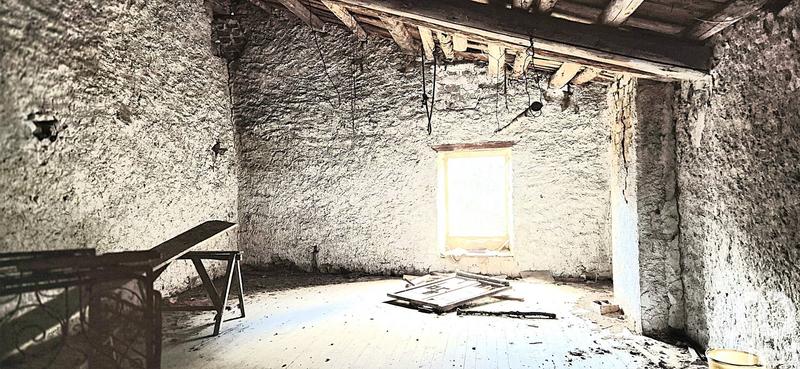 Maison - 200 m² - 5 pièces