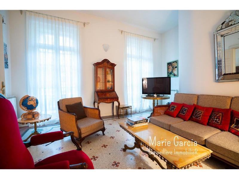 Appartement - 111 m² - 5 pièces