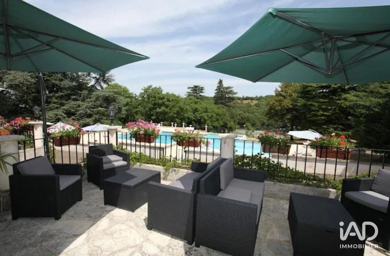 Local commercial - 630 m²