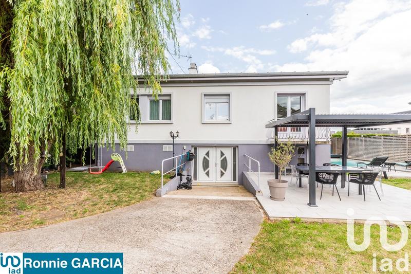 Maison - 142 m² - 6 pièces