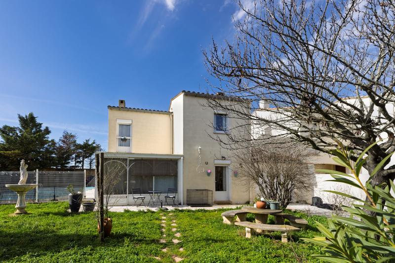 Maison traditionnelle - 129 m² - 4 pièces