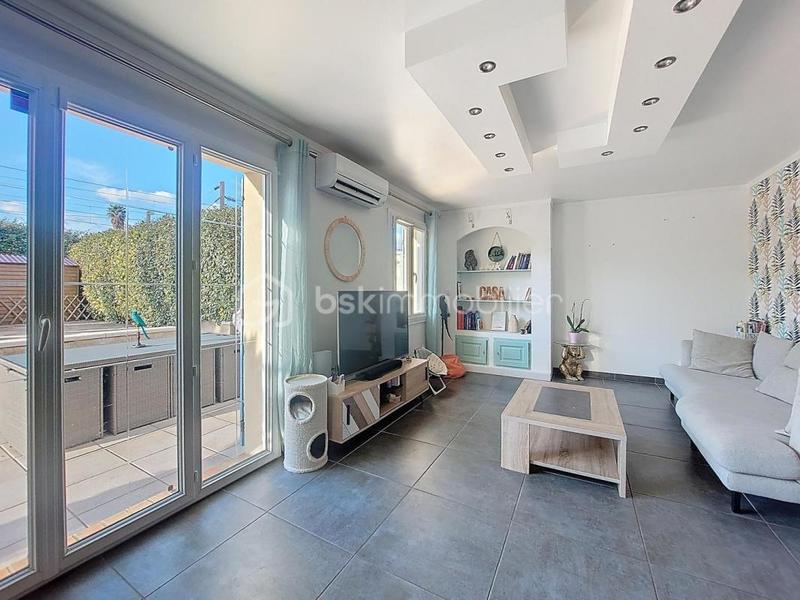 Maison traditionnelle - 82 m² - 5 pièces