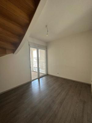 Duplex - 94 m² - 3 pièces
