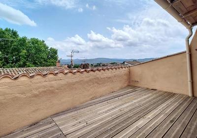 Maison - 102 m² - 4 pièces