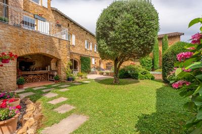 Maison - 212 m² - 5 pièces