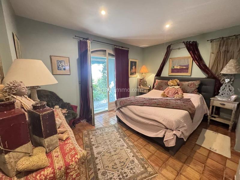 Maison - 165 m² - 6 pièces