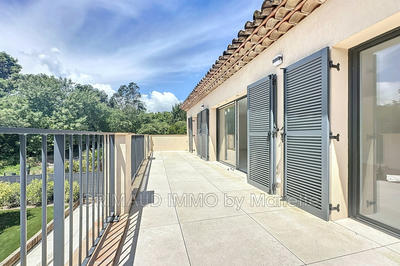 Appartement - 107 m² - 4 pièces