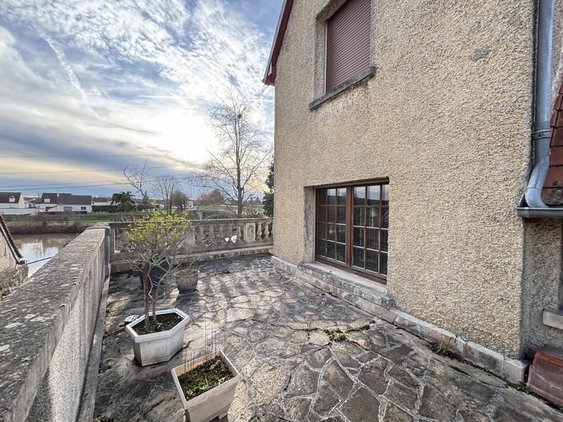 Maison - 88 m² - 4 pièces