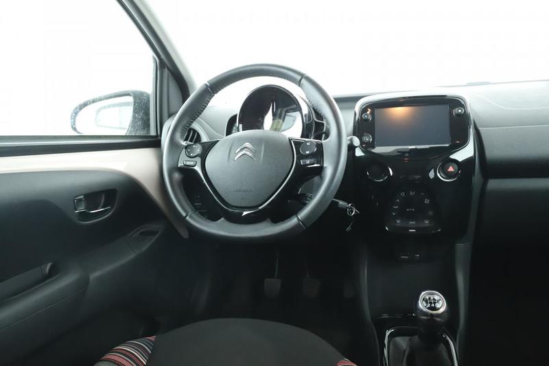 Citroën C1 1.0 VTi Shine 5p 72 ch