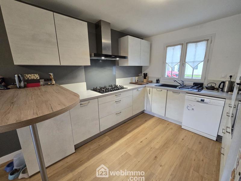 Maison - 110 m² - 4 pièces