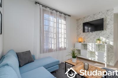 Chambre - 9 m² - 1 pièce