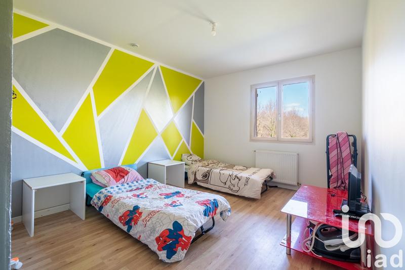 Maison - 174 m² - 5 pièces