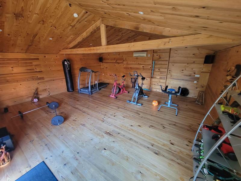 Villa - 252 m² - 11 pièces