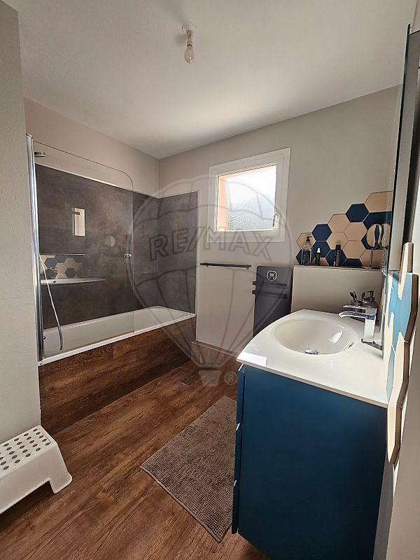 Maison - 84 m² - 4 pièces